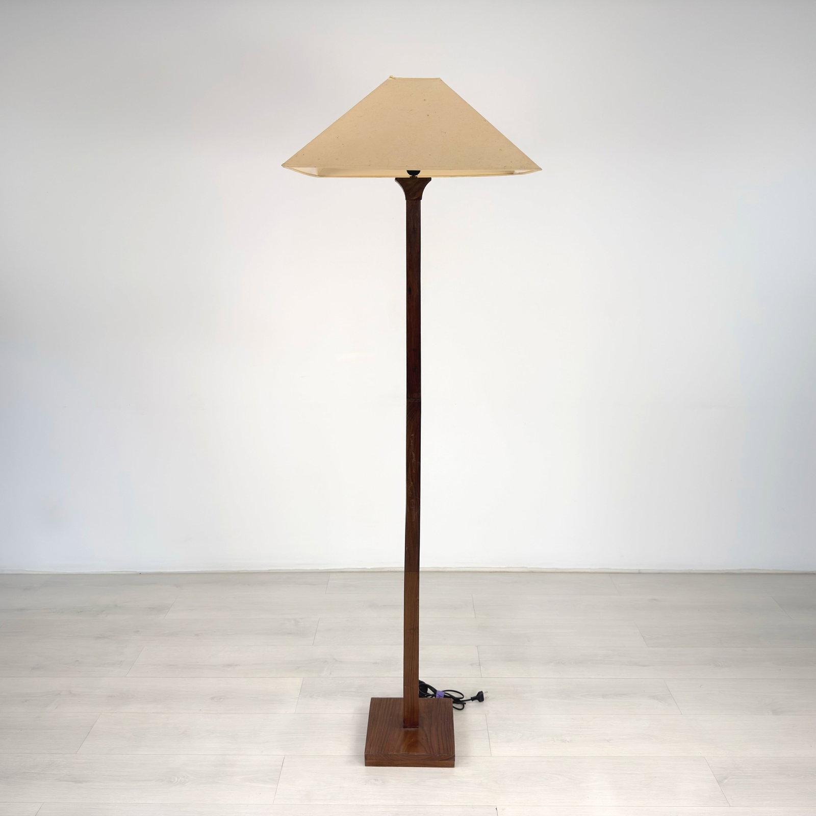 FRENCH FLOOR LAMP - 2