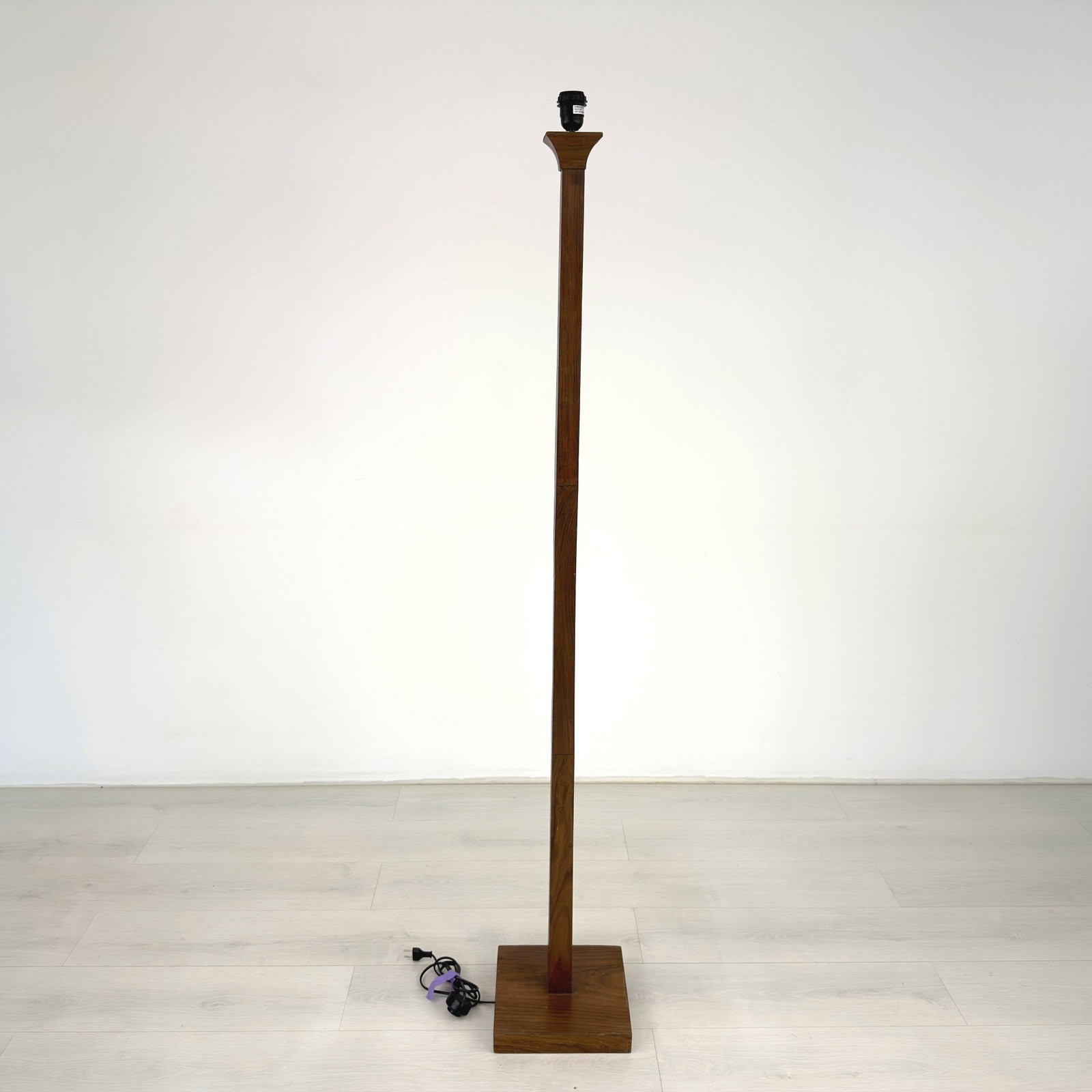 FRENCH FLOOR LAMP - 4