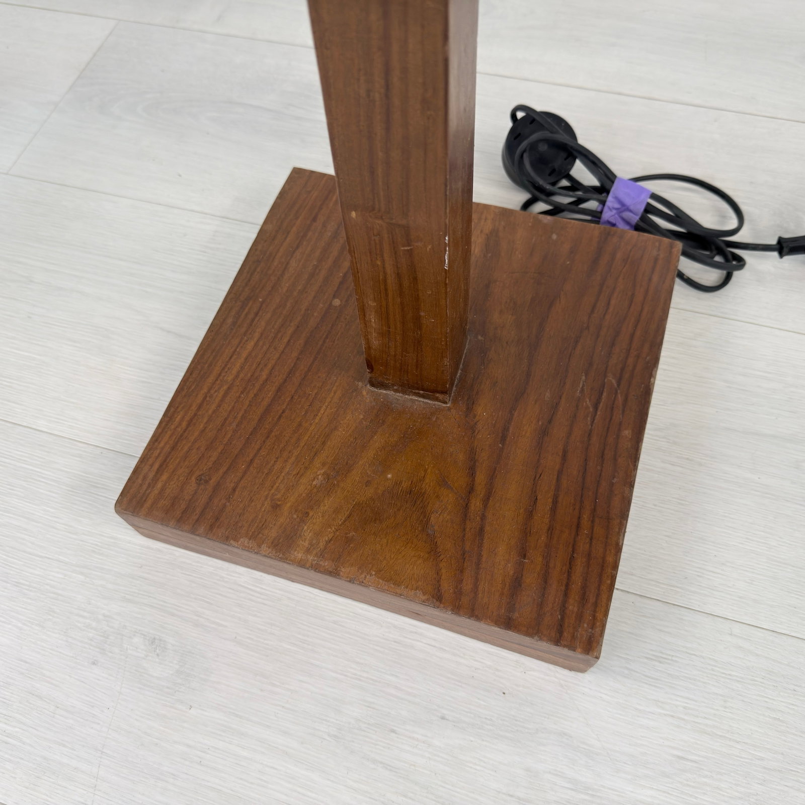 FRENCH FLOOR LAMP - 8