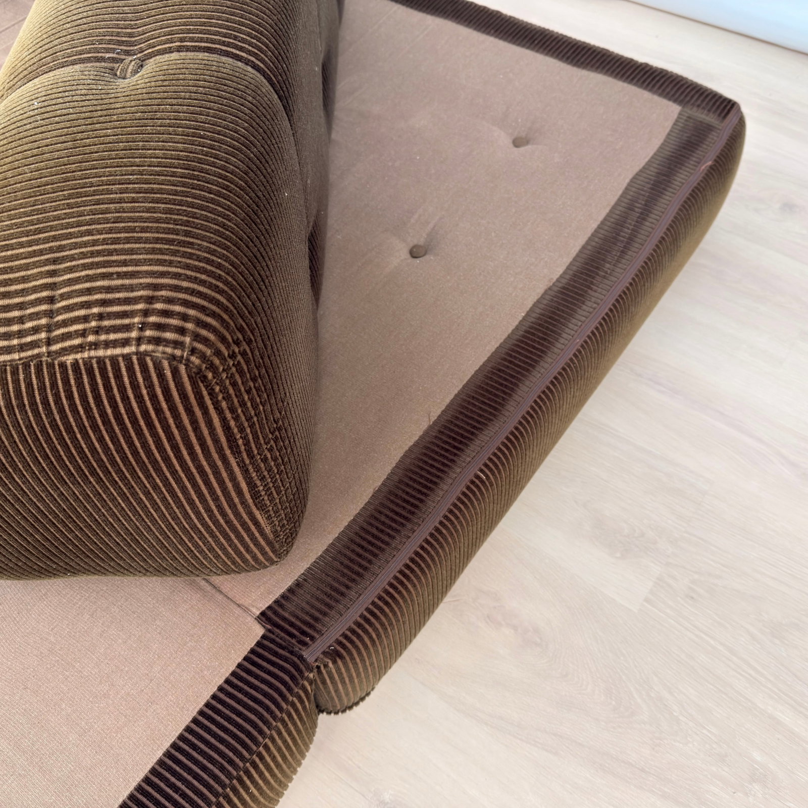 GERMAN SPACE AGE SOFA - 10