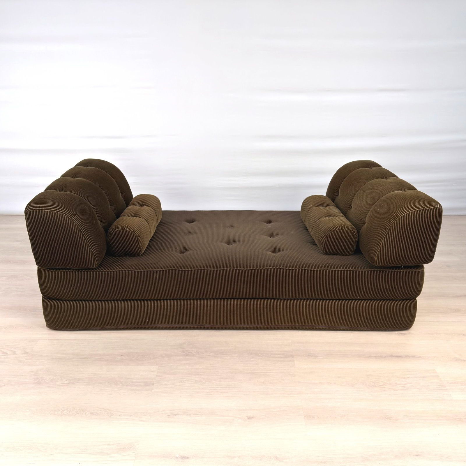 GERMAN SPACE AGE SOFA - 2
