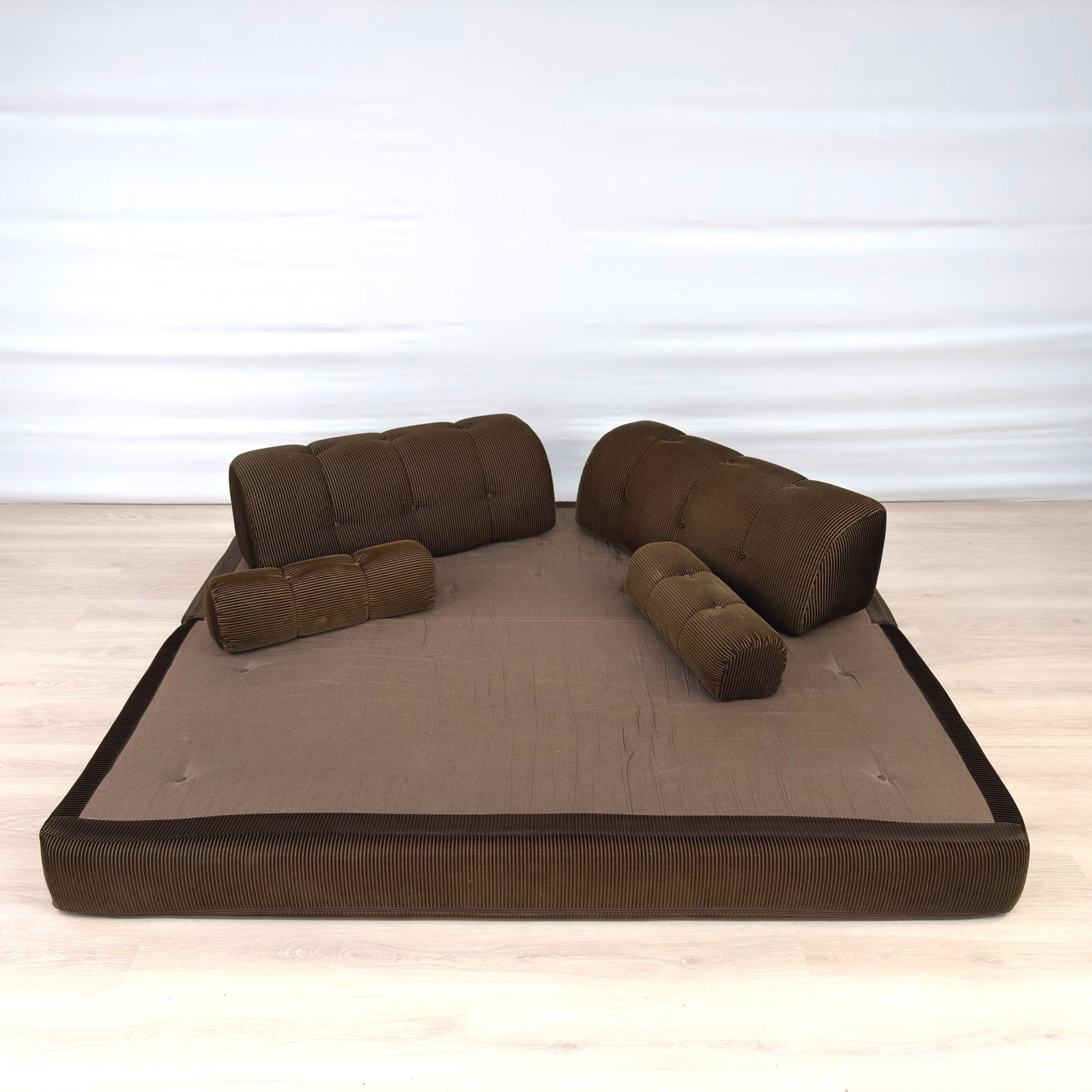 GERMAN SPACE AGE SOFA - 3