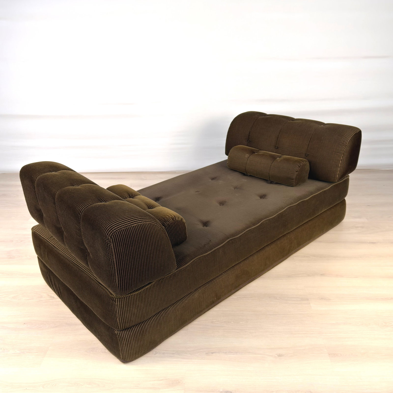 GERMAN SPACE AGE SOFA - 8