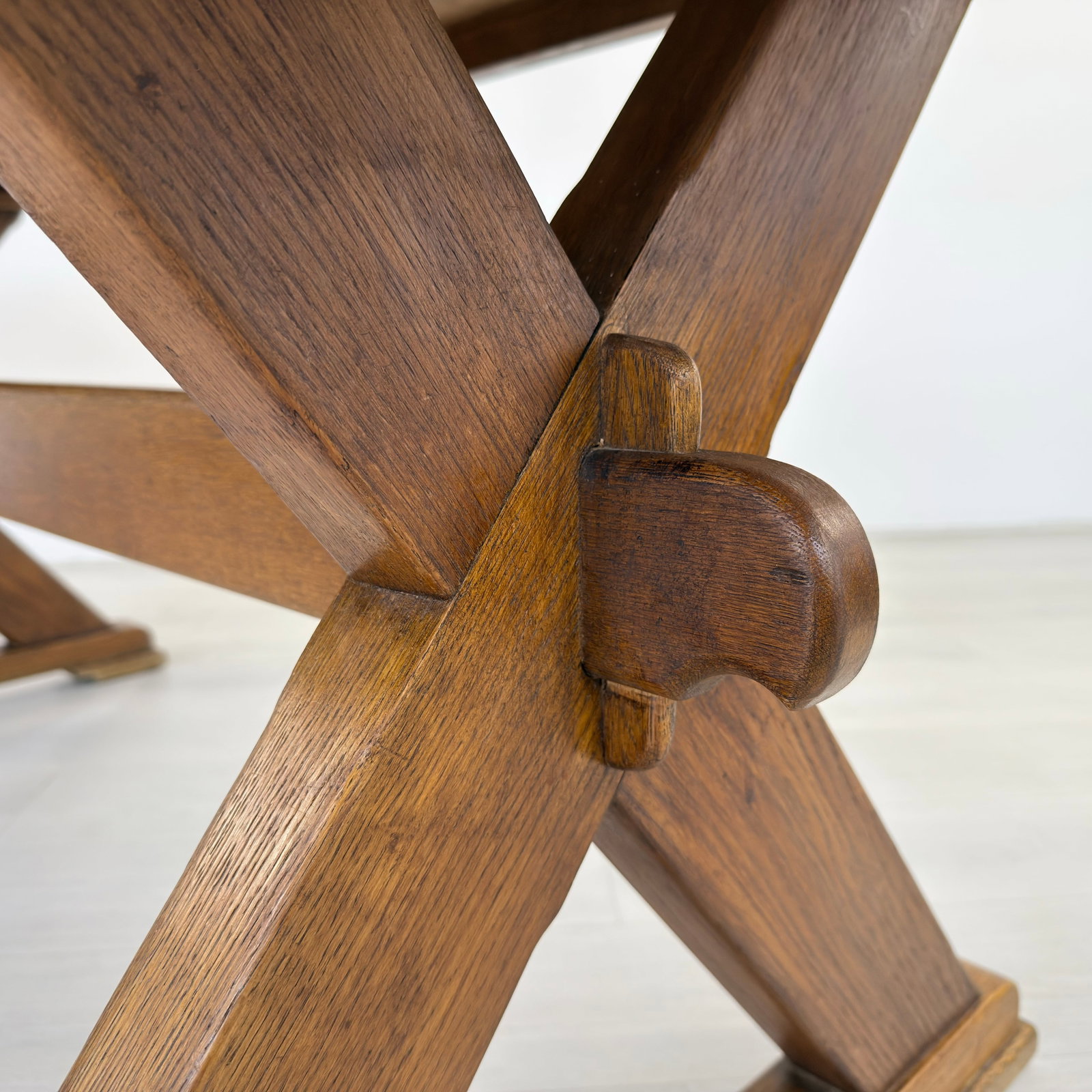 BRUTALIST DUTCH EXTENDABLE DINING TABLE - 13