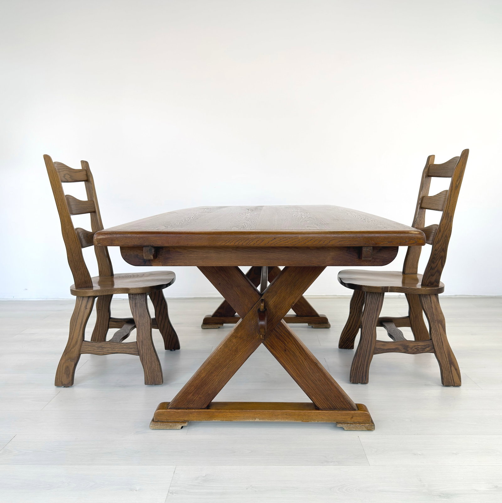 BRUTALIST DUTCH EXTENDABLE DINING TABLE - 15