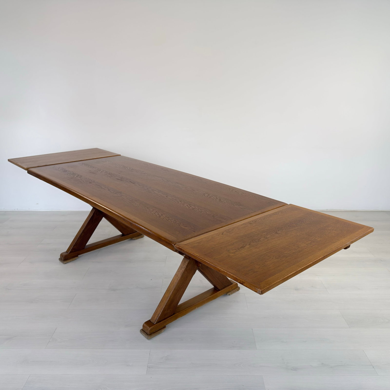 BRUTALIST DUTCH EXTENDABLE DINING TABLE - 3