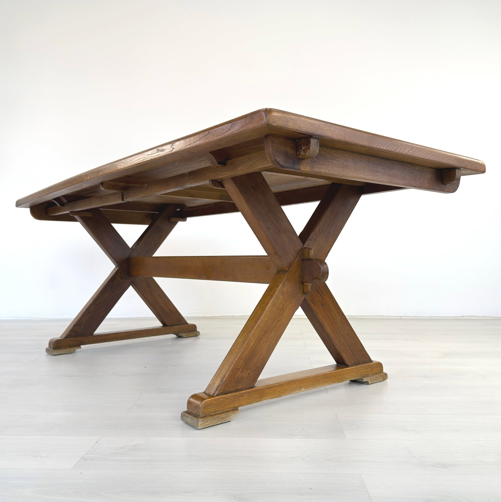 BRUTALIST DUTCH EXTENDABLE DINING TABLE - 6