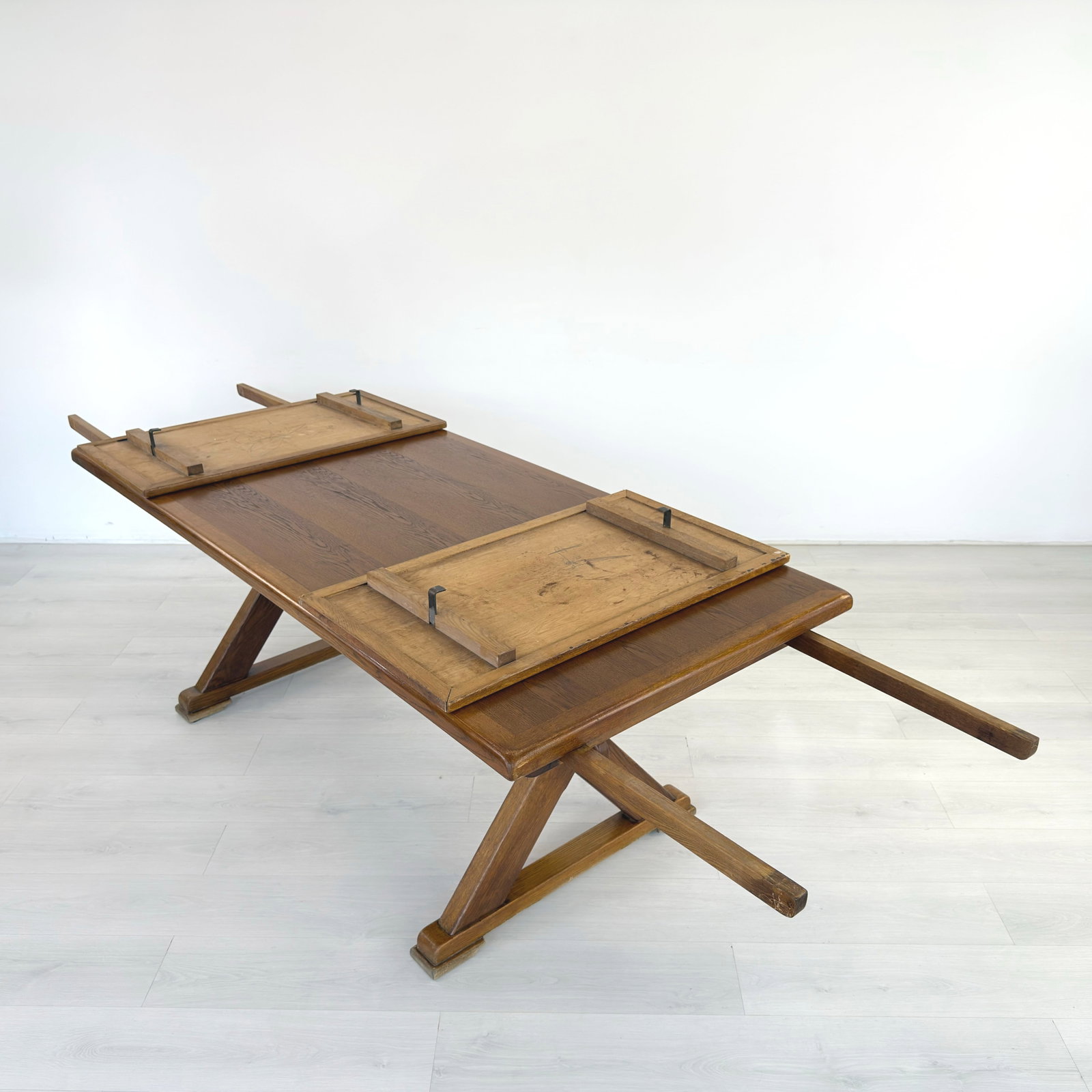 BRUTALIST DUTCH EXTENDABLE DINING TABLE - 8