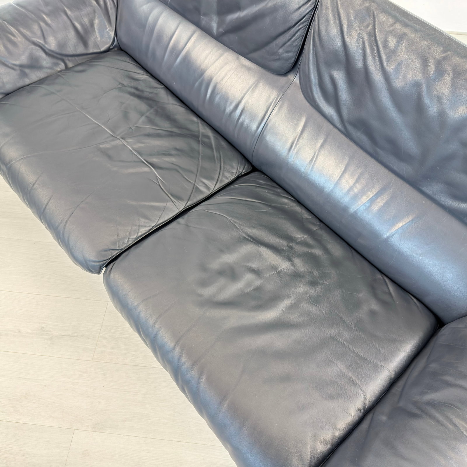 DE SEDE DS 2011 LEATHER SOFA - 11