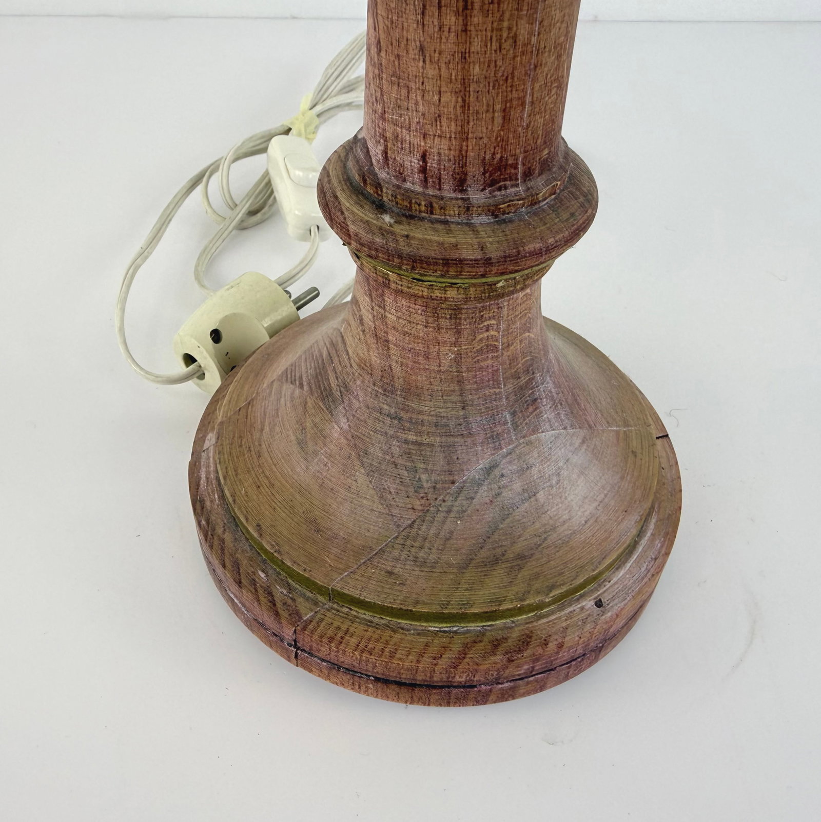 VINTAGE TABLE LAMP - 5