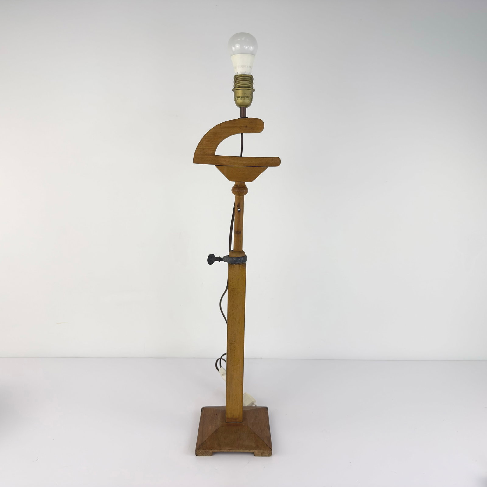 FRENCH ADJUSTABLE FLOOR LAMP - 4