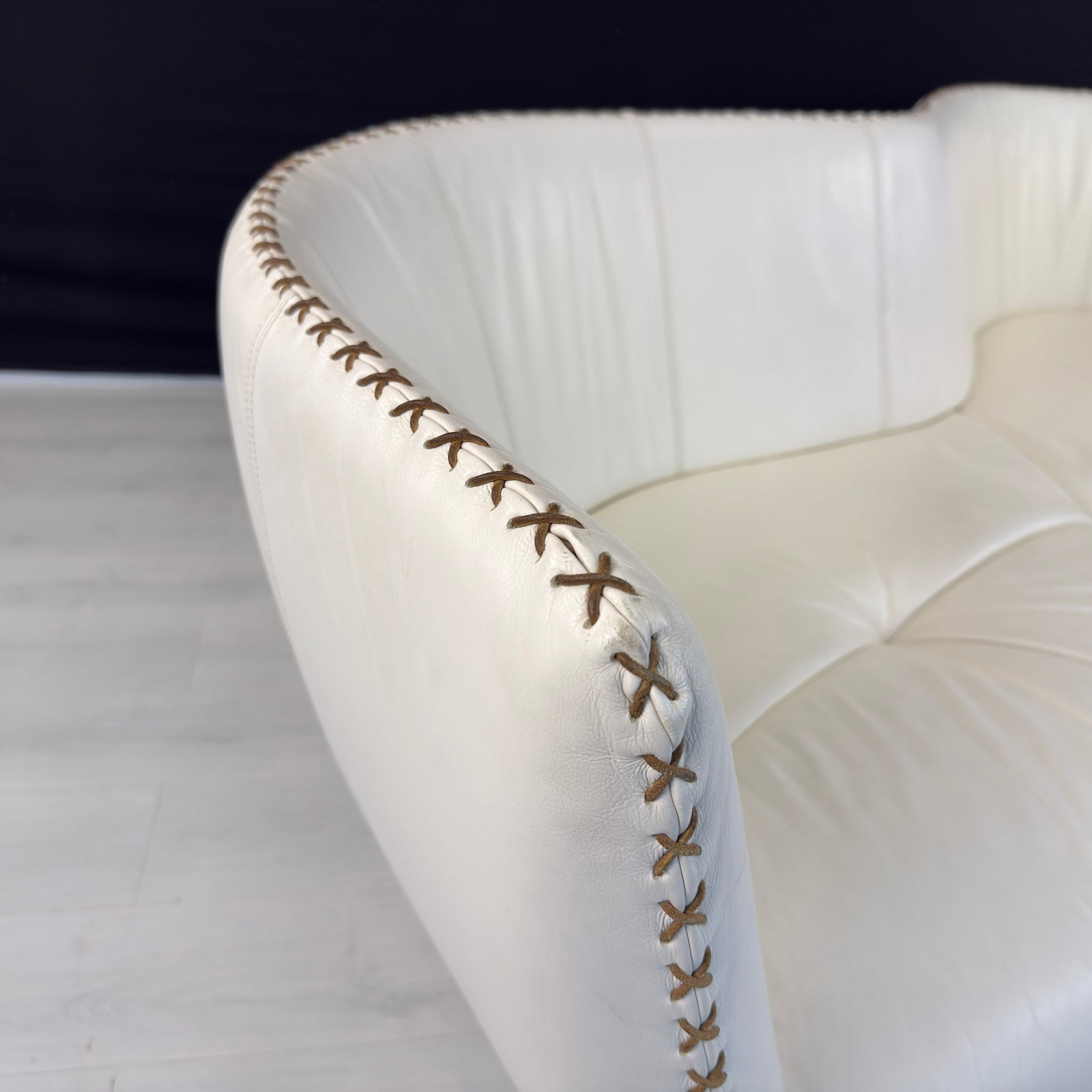 DE SEDE DS-102 SHELL SOFA - 13