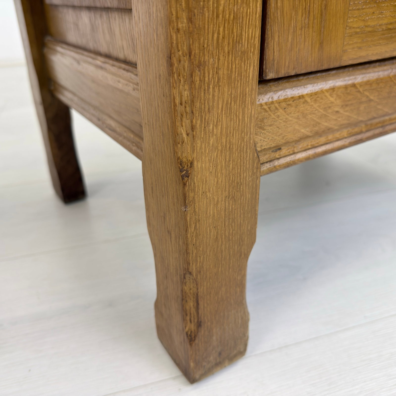 VINTAGE BEDSIDE TABLES, A PAIR - 7