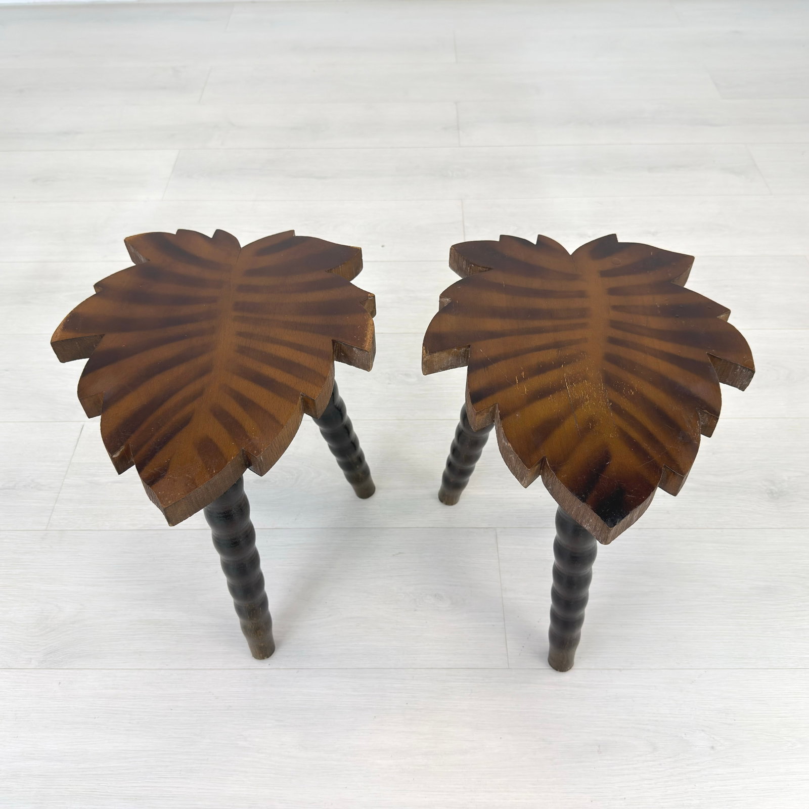 FRENCH TRIPOD STOOLS, A PAIR - 3