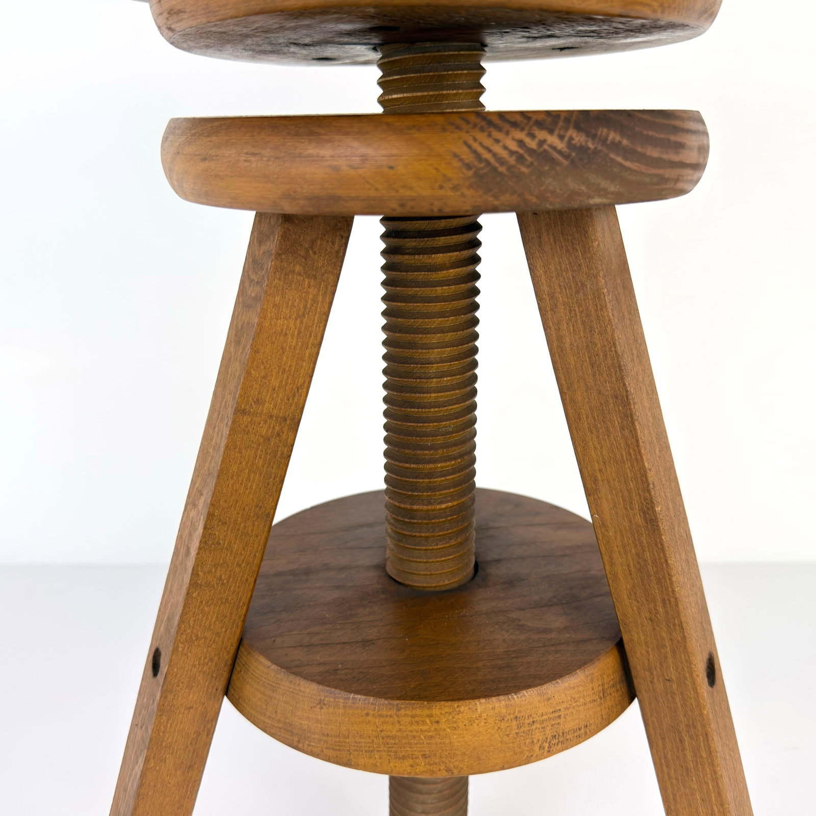 SCANDINAVIAN ARCHITECT STOOL - 5