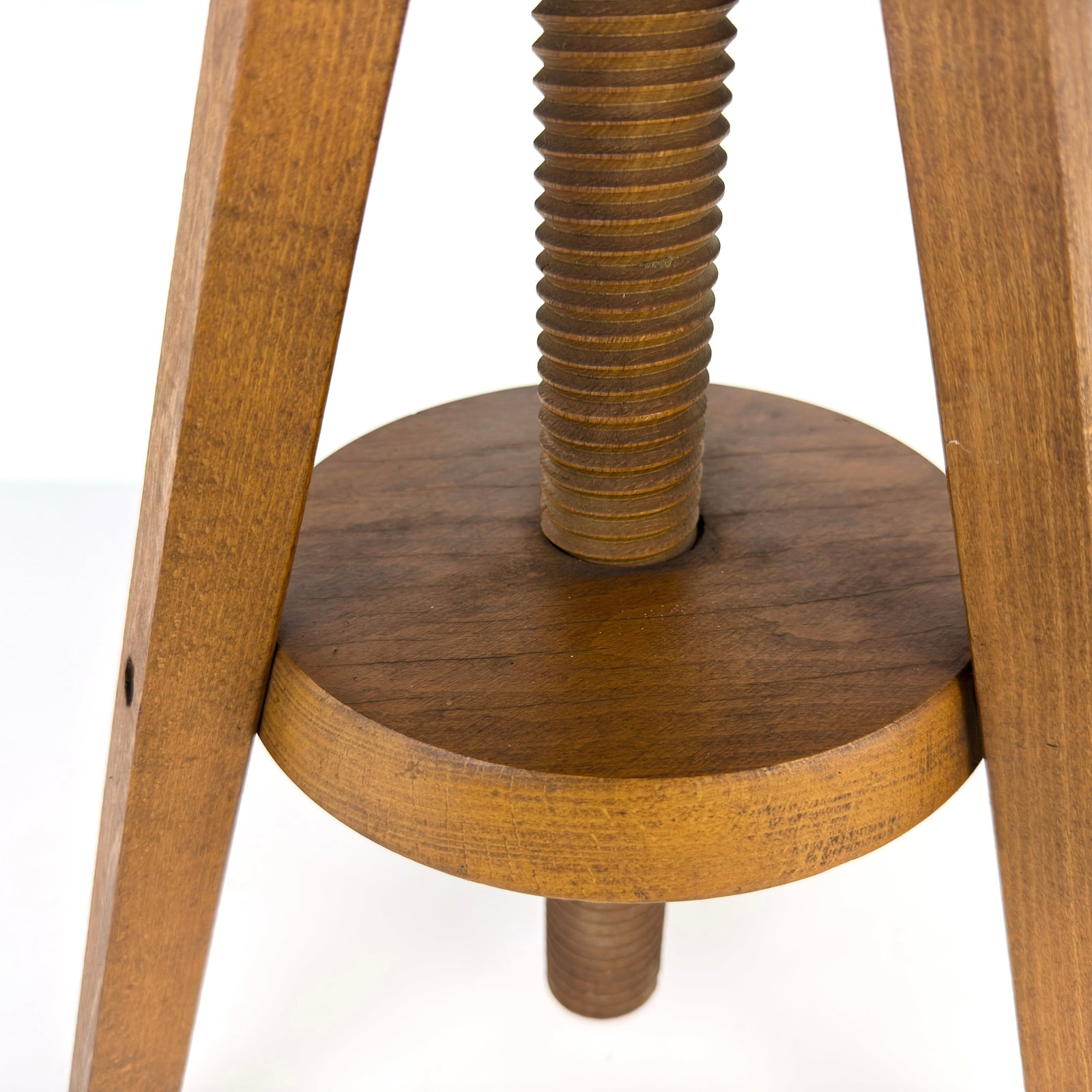 SCANDINAVIAN ARCHITECT STOOL - 7
