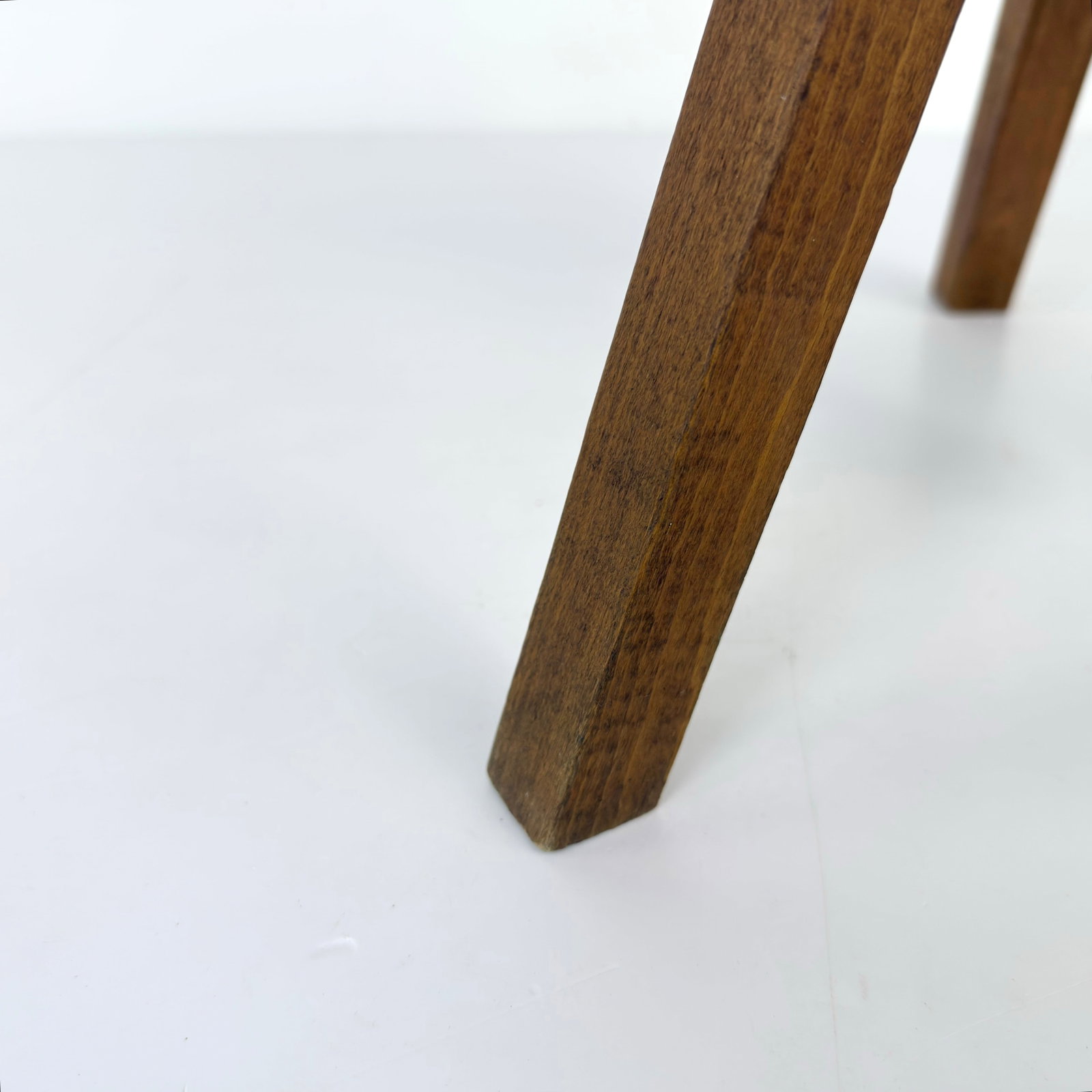 SCANDINAVIAN ARCHITECT STOOL - 9