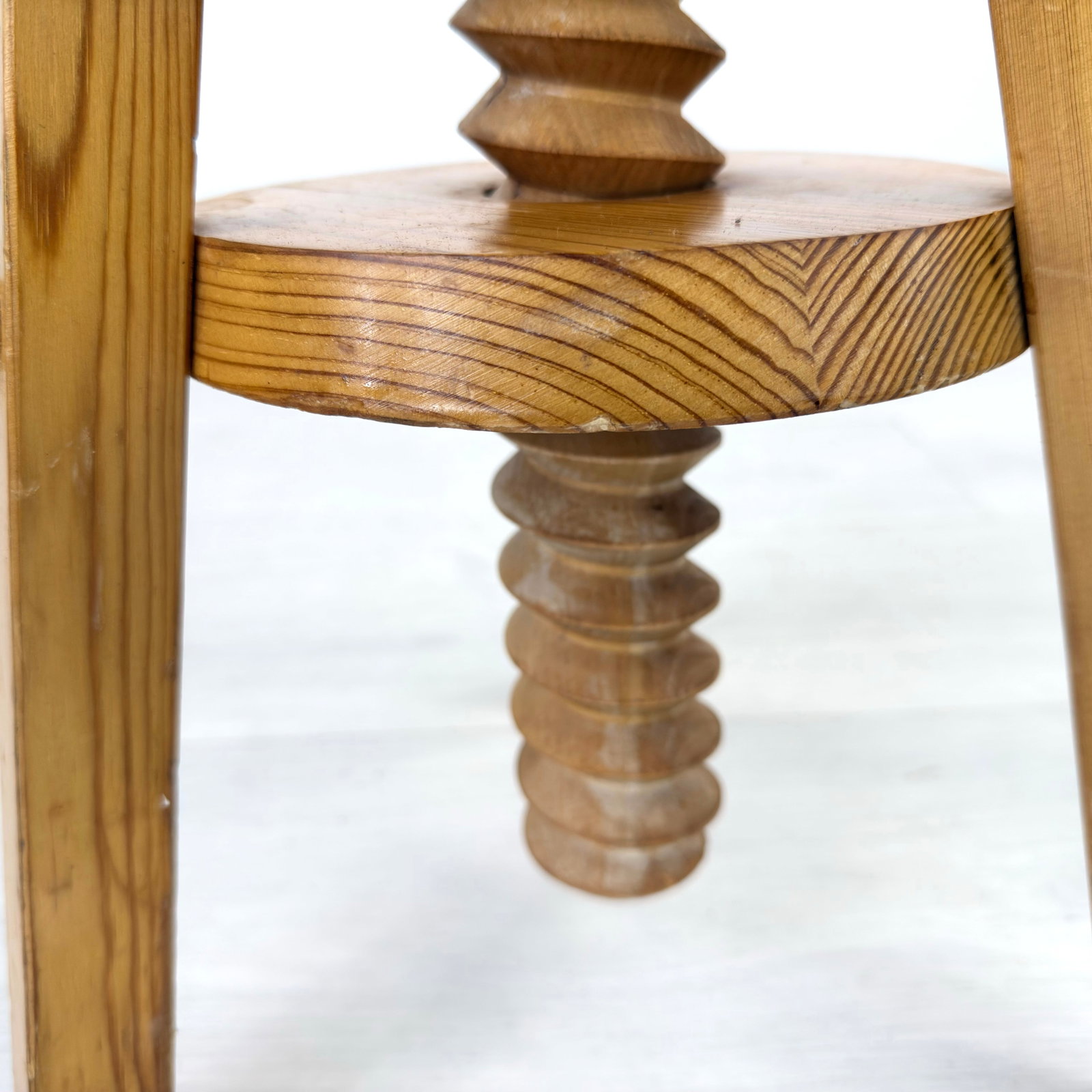 SCANDINAVIAN ARCHITECT STOOL - 7