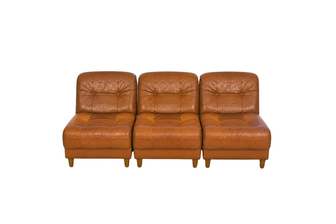 (3) VINTAGE ITALIAN LOUNGE CHAIRS (1 of 20)