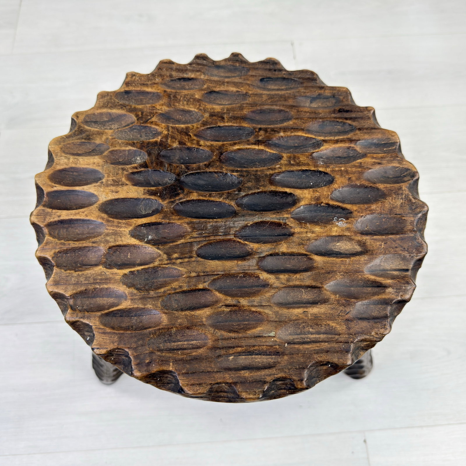 VINTAGE BRUTALIST TRIPOD STOOL - 6