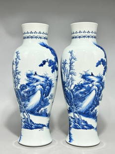 Qing Kangxi model blue and white landscape and figure pattern Guanyin vase: Height 46.3 cm, diameter 19.5 cm, Qing Kangxi model blue and white landscape and figure pattern Guanyin vase.