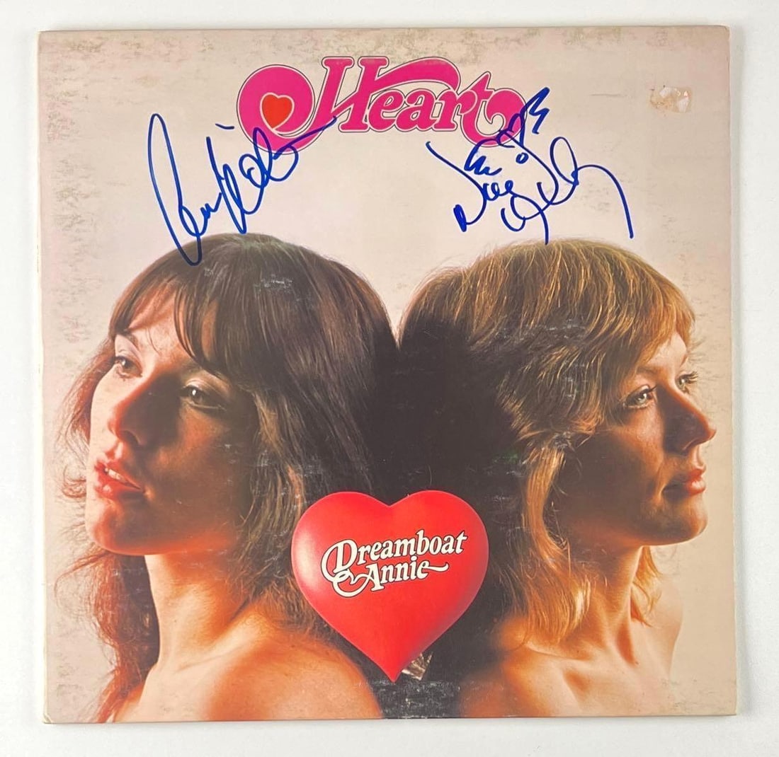 Heart: Ann & Nancy Wilson In-Person Signed "Dreamboat Annie" Album (2 Sigs) (Beckett/BAS) (1 of 3)
