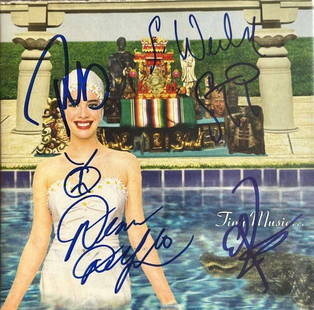 Stone Temple Pilots Fully Group Signed CD Booklet (4 Sigs) (Third Party Guaranteed): Tiny Music... Songs from the Vatican Gift Shop CD cover signed by all four original members of Stone Temple Pilots: Scott Weiland, Dean DeLeo, Robert DeLeo, and Eric Kretz. The 5" x 5" cover features
