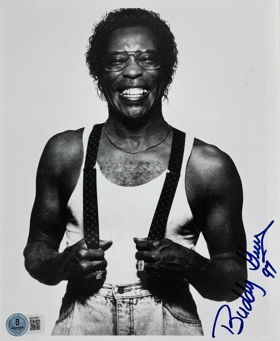 Buddy Guy Signed 10" x 8" Photo (Beckett/BAS Authentication) (1 of 2)