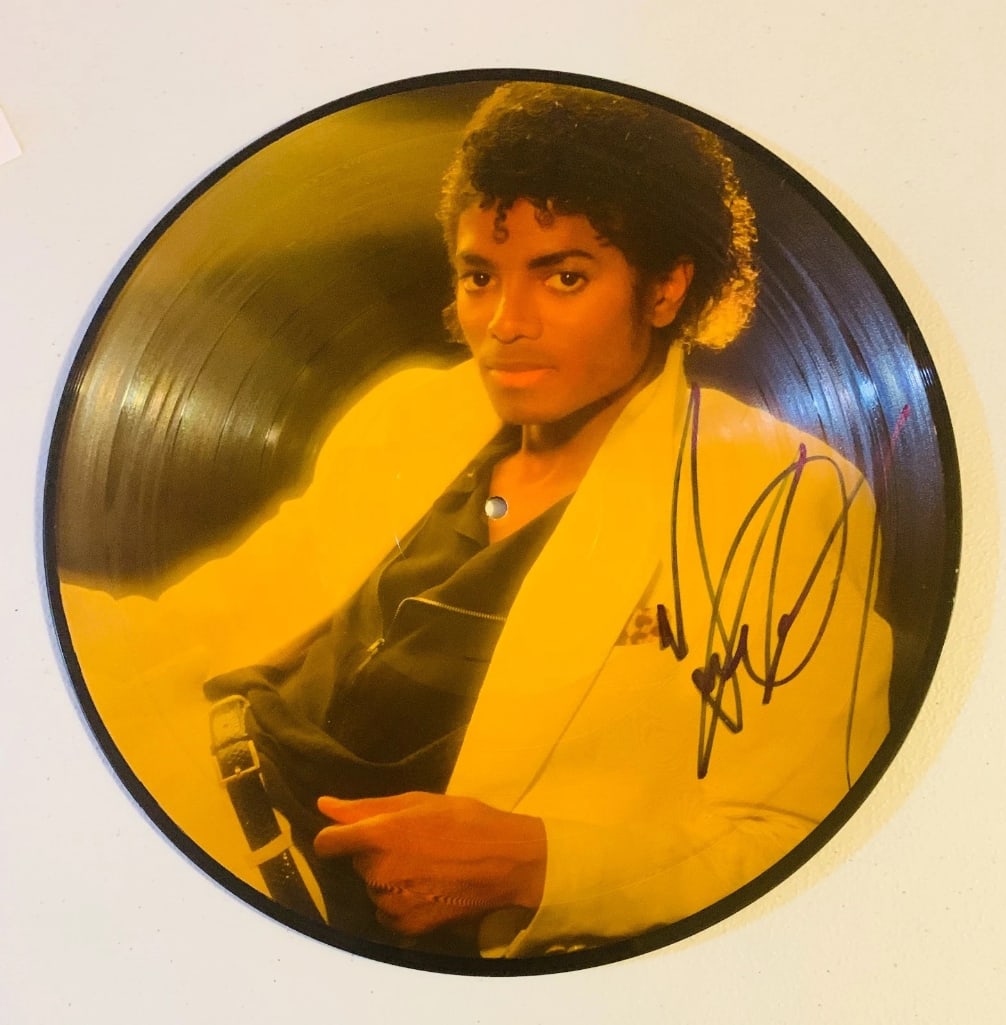 Michael Jackson Signed "Thriller" Picture Disc (Beckett/BAS Authentication) (1 of 5)