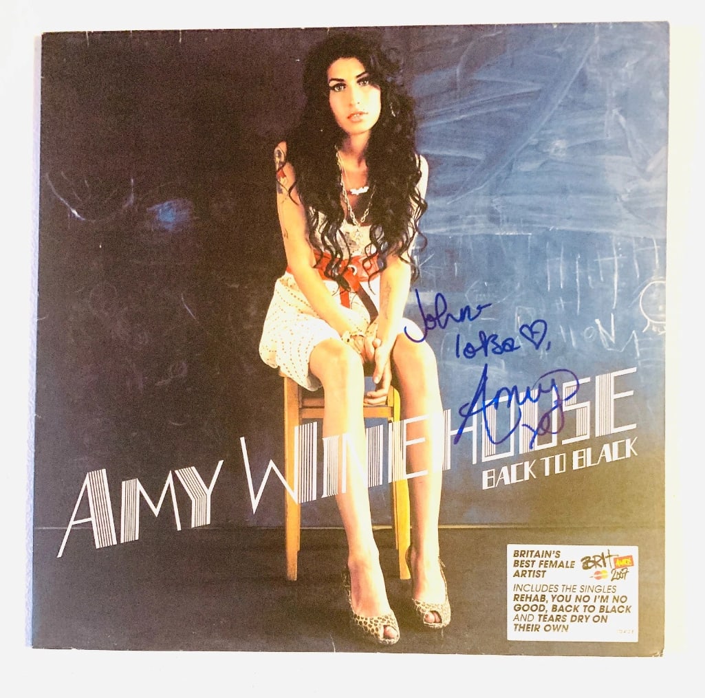 Amy Winehouse Signed "Back to Black" LP Album (Beckett/BAS Authentication) (1 of 5)