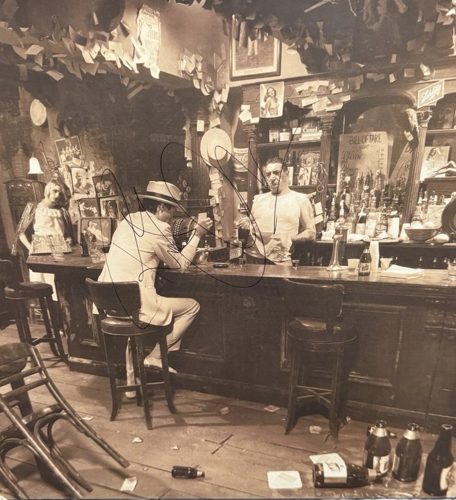 Led Zeppelin: Robert Plant Signed "In Through the Out Door" Album (Beckett/BAS Authentication) (1 of 5)