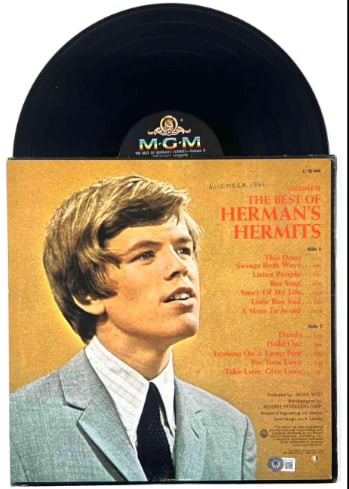 Peter Noone Signed "The Best of Herman’s Hermits Vol. 2" Album with Poster (Beckett) - 2