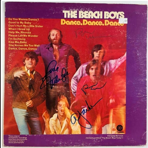 The Beach Boys Group Signed "Dance, Dance, Dance" Album (4 Sigs) (Beckett) (1 of 3)