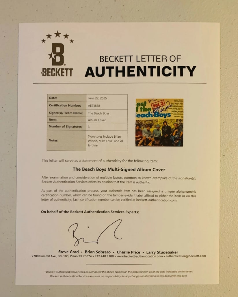 Beach Boys Group Signed "Best of 2" LP Album (3 Sigs) (Beckett/BAS Authentication) - 3