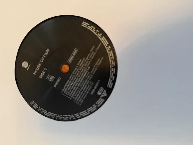 House of Pain Fully Group Signed "Fine Malt Lyrics" LP Album (3 Sigs) (JSA Authentication) - 3