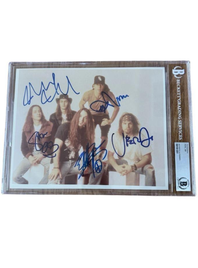 Pearl Jam Fully Group Signed Slabbed 8" x 10" Photo (5 Sigs) (Beckett/BAS Authentication) (1 of 2)