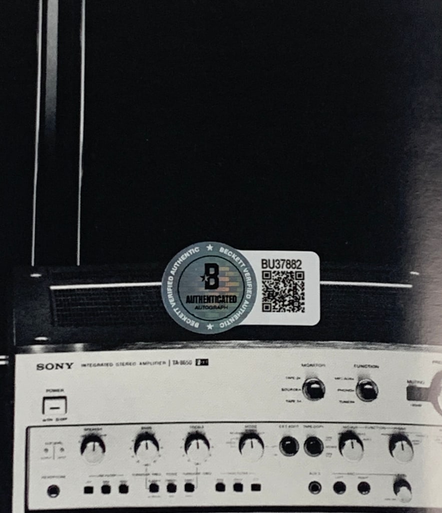 The Rolling Stones: Ronnie Wood Signed 11.75" x 8.25" Tour Program (Beckett) - 2