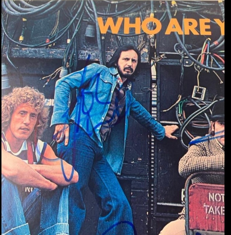 The Who Group Signed Album "Who Are You" Album (3 Sigs) (Beckett/BAS Authentication) - 4