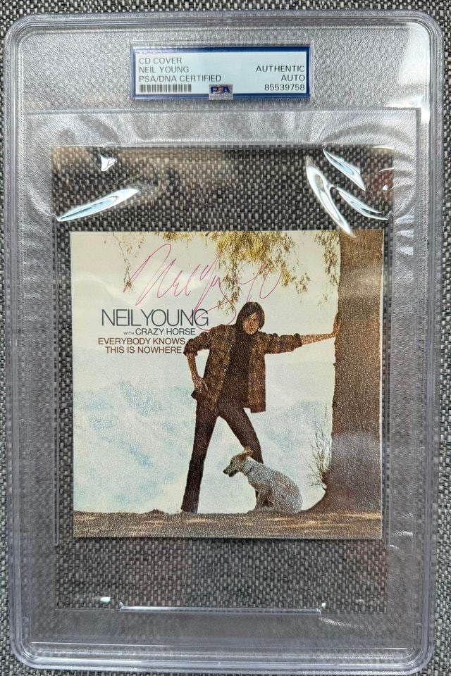 Neil Young Signed Slabbed "Everybody Knows This is Nowhere" CD Cover (PSA DNA Authentication) (1 of 1)