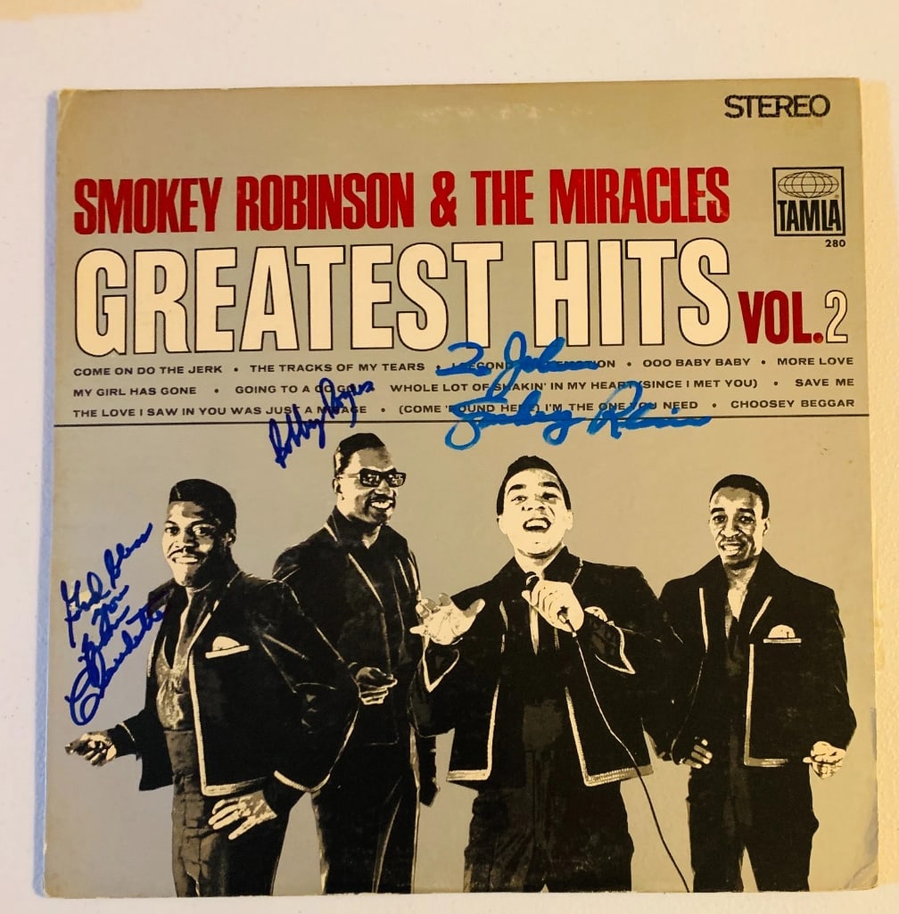 Smokey Robinson & The Miracles Group Signed "Greatest Hits Vol. 2" (3 Sigs) (Beckett) (1 of 2)