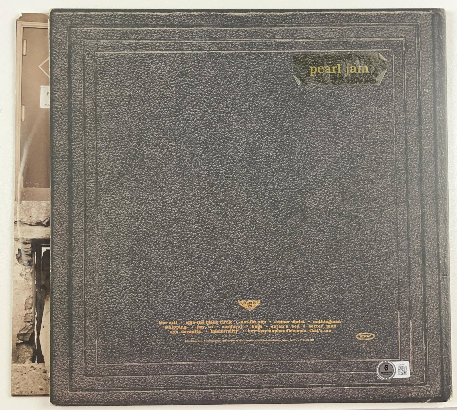 Pearl Jam Group Signed "Vitalogy" Album (3 Sigs) (Beckett Authentication) - 5