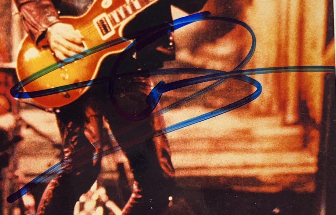 Guns N' Roses: Slash & Steven Adler Signed 8" x 10" Photo (2 Sigs) (Beckett Authentication) - 3
