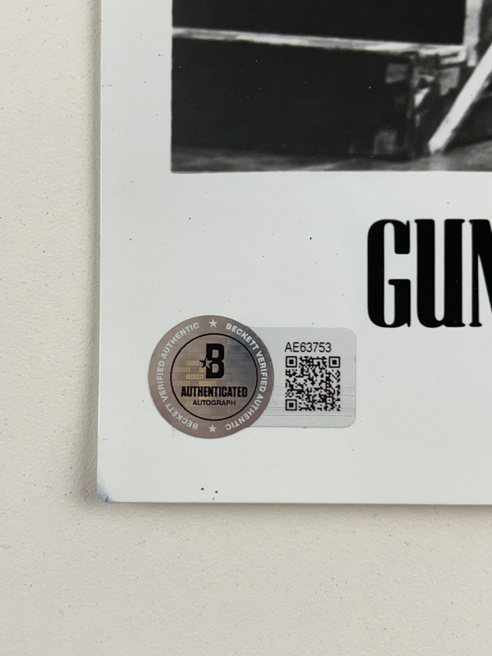 Guns N' Roses Group Signed 8" x 10" Promo Photo (4 Sigs) (Beckett Authentication) - 11