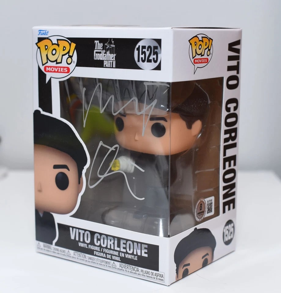 Godfather II: Robert DeNiro Signed "Vito Corleone" Funko Pop #1525 (Beckett Authentication) - 2