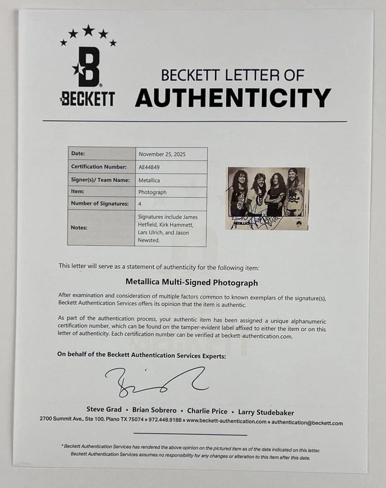 Metallica Group Signed 8" x 10" Promo Photo (4 Sigs) (Beckett Authentication) - 5