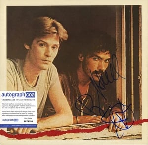 Hall and Oates Group Signed Record Insert (2 Sigs) (ACOA Authentication) (1 of 1)