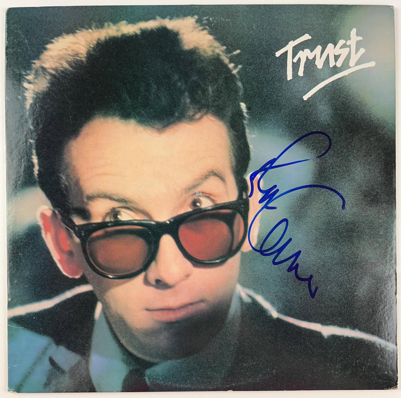 Elvis Costello Signed "Trust" Album (Beckett Authentication) (1 of 3)