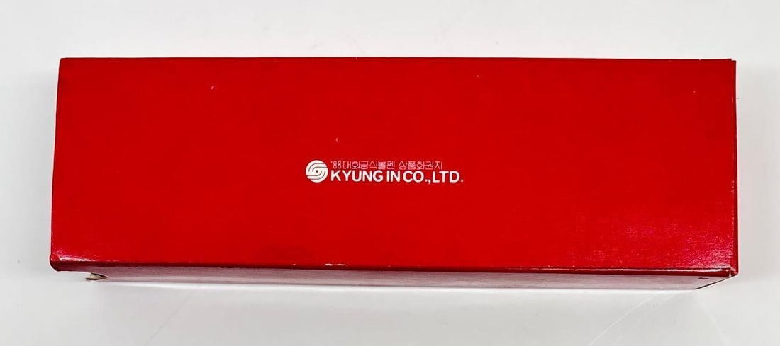 Seoul 1988 Official "Games of the XXIV Olympiad" Pen & Case - 4