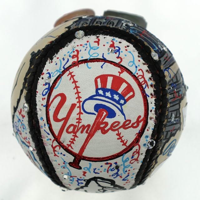 George Steinbrenner & Jason Alexander Signed Charles Fazzino Hand-Painted Baseball (JSA/Fanatics) - 5