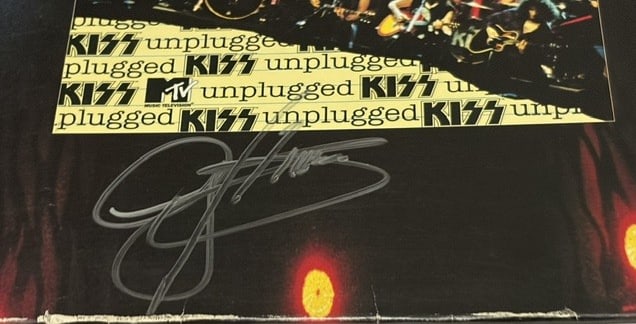 KISS: Gene Simmons Signed "KISS Unplugged" Album (Third Party Guaranteed) - 2